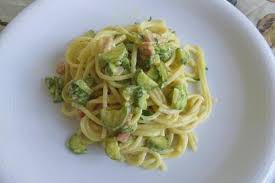 Spaghetti cremosi zucchine e praga